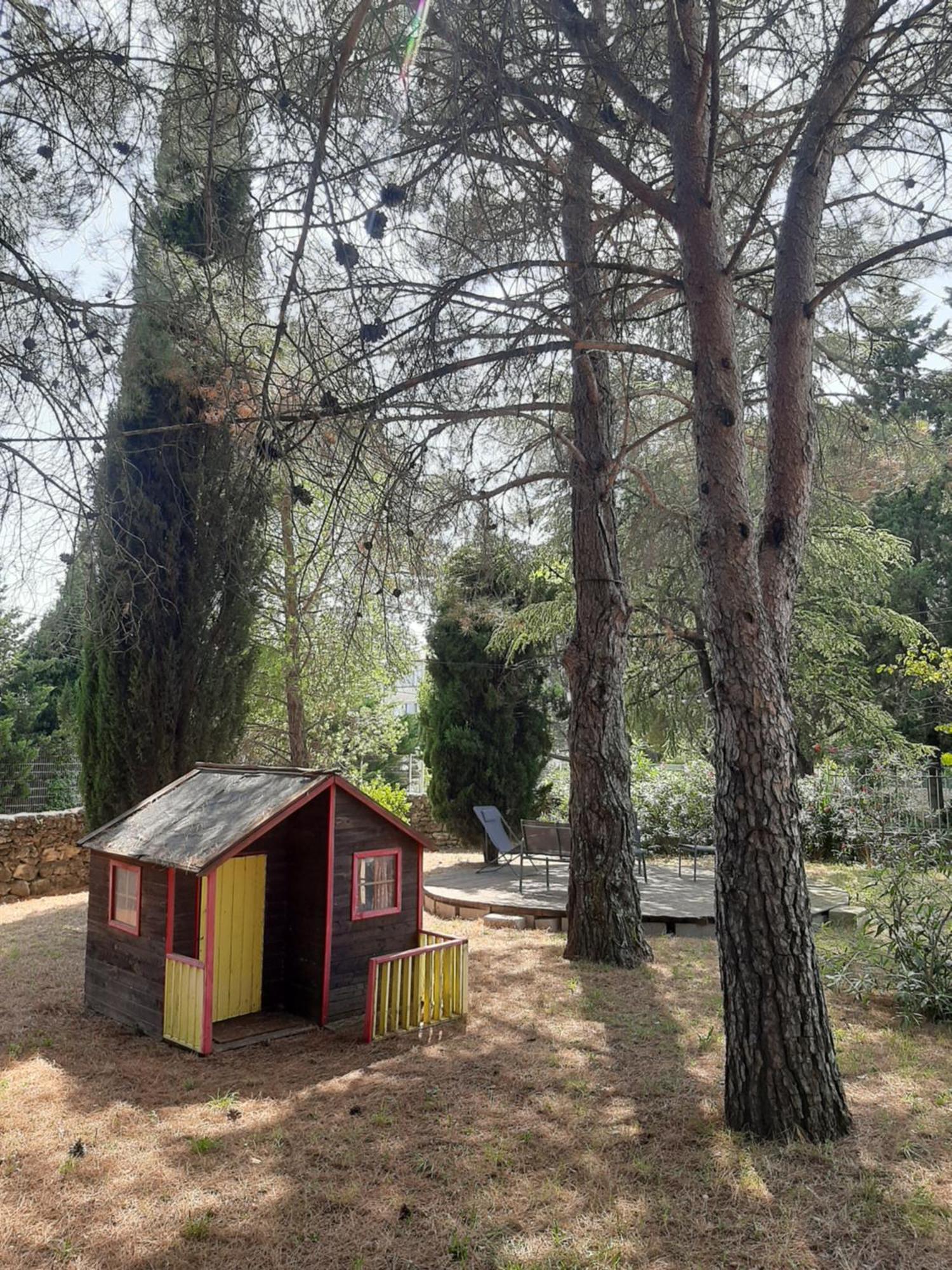 Appartement Avec Grand Jardin Et Parking, Uzès Dış mekan fotoğraf